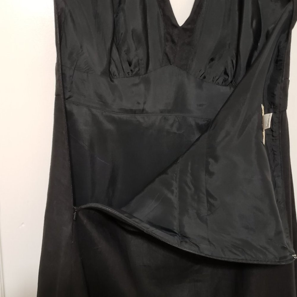 Becky & Max Black Linen Halter Dress women's size 4 - Picture 6 of 10